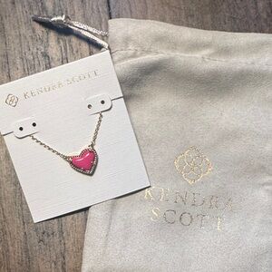 Kendra Scott Fuchsia Heart Necklace
